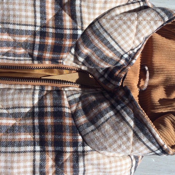 NWT Staccato Rocky Mountain Vest - Picture 3 of 3